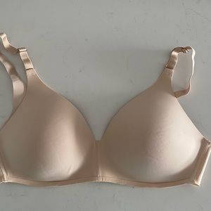 Soma Beige bra.  38C. Only worn a couple times